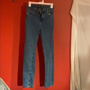 Size 25  girl friend jeans from urban outfitters
